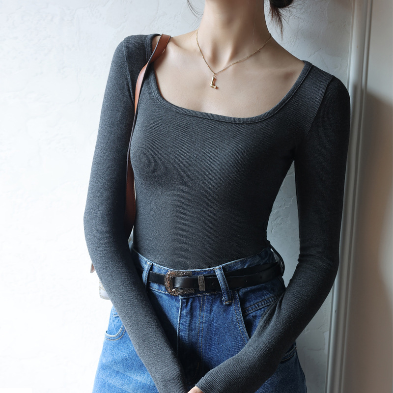 Low-neck long-sleeved slim-fitting top 24